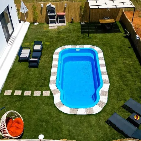 Doga Ile Ic Ice Balayi Villasi 페티예